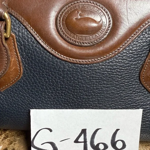 Vintage Dooney & Bourke A6 All Weather Medium Blue Purse
SIZE: M - Picture 10 of 10